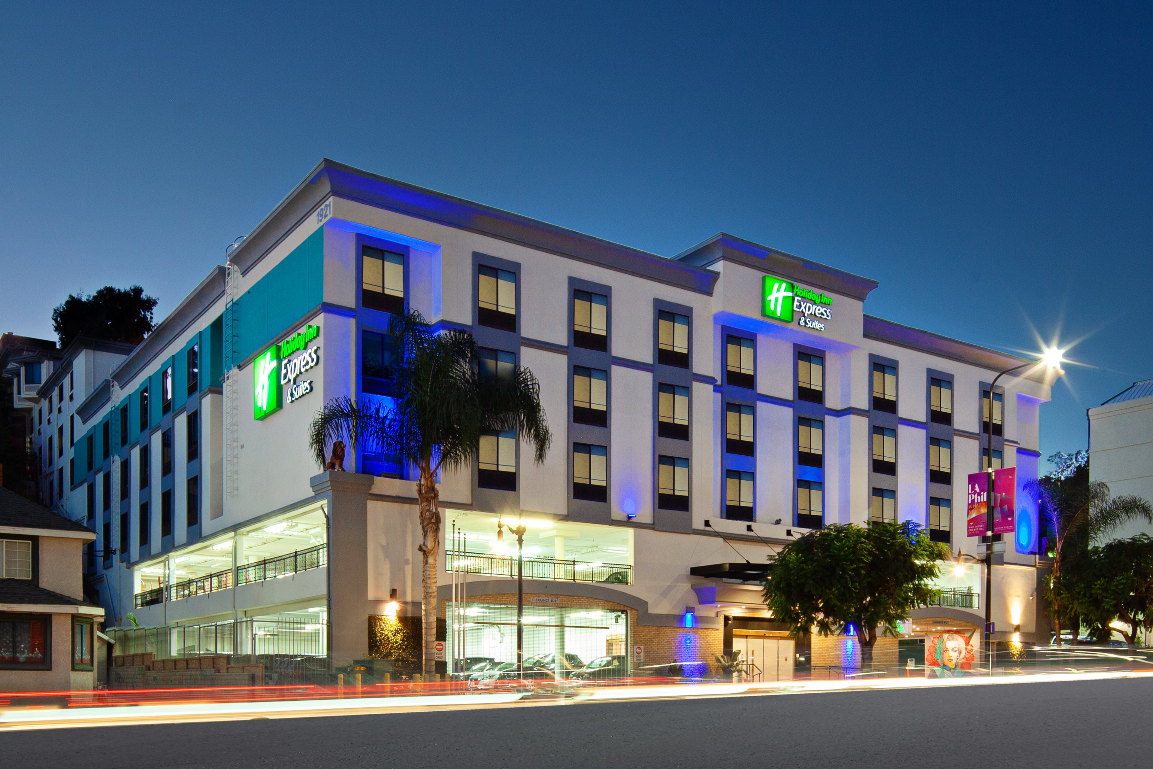 Holiday Inn Express Hollywood Walk of Fame An Ihg Hotel 3/65