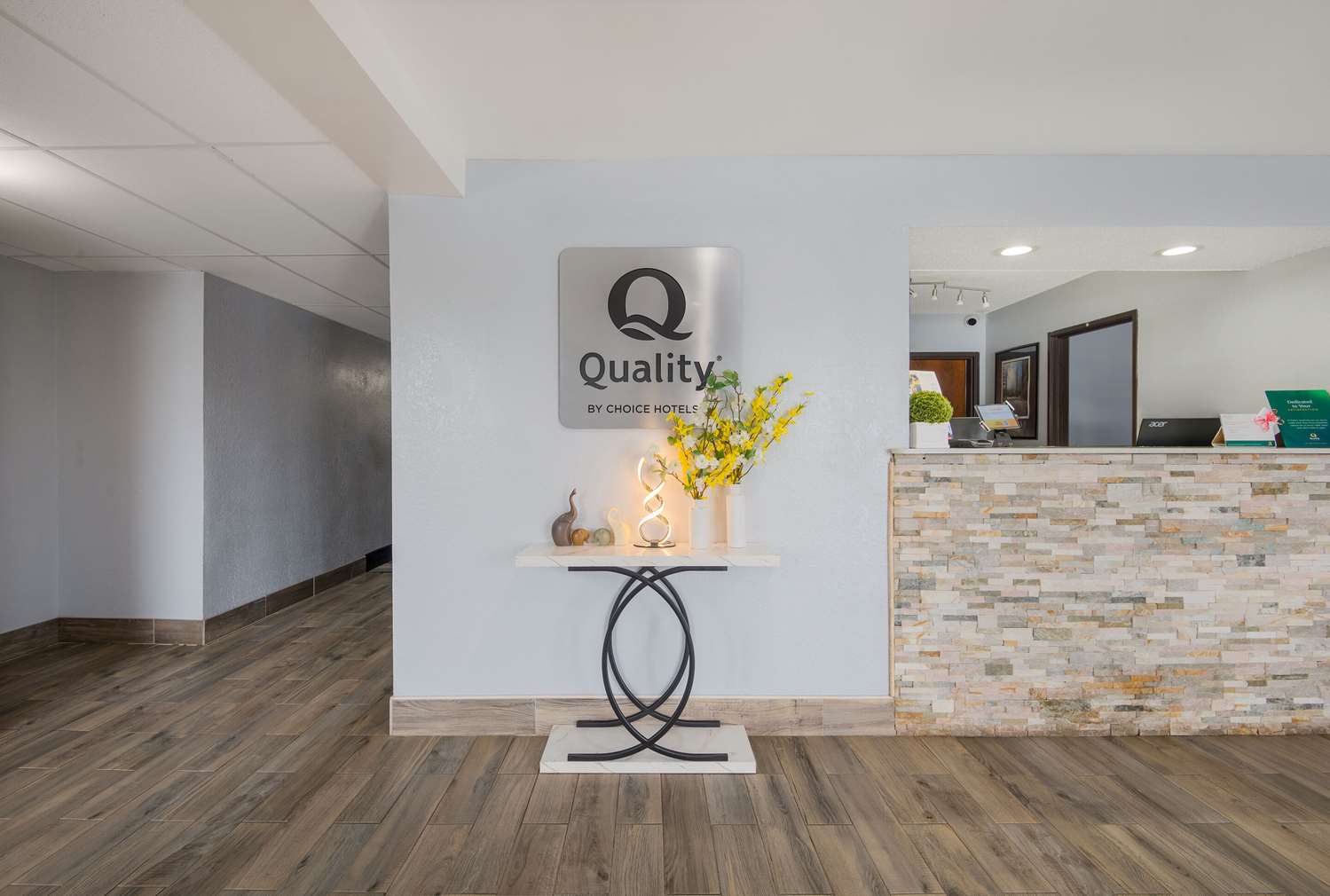 Quality Inn Oneida near Casino 7/20