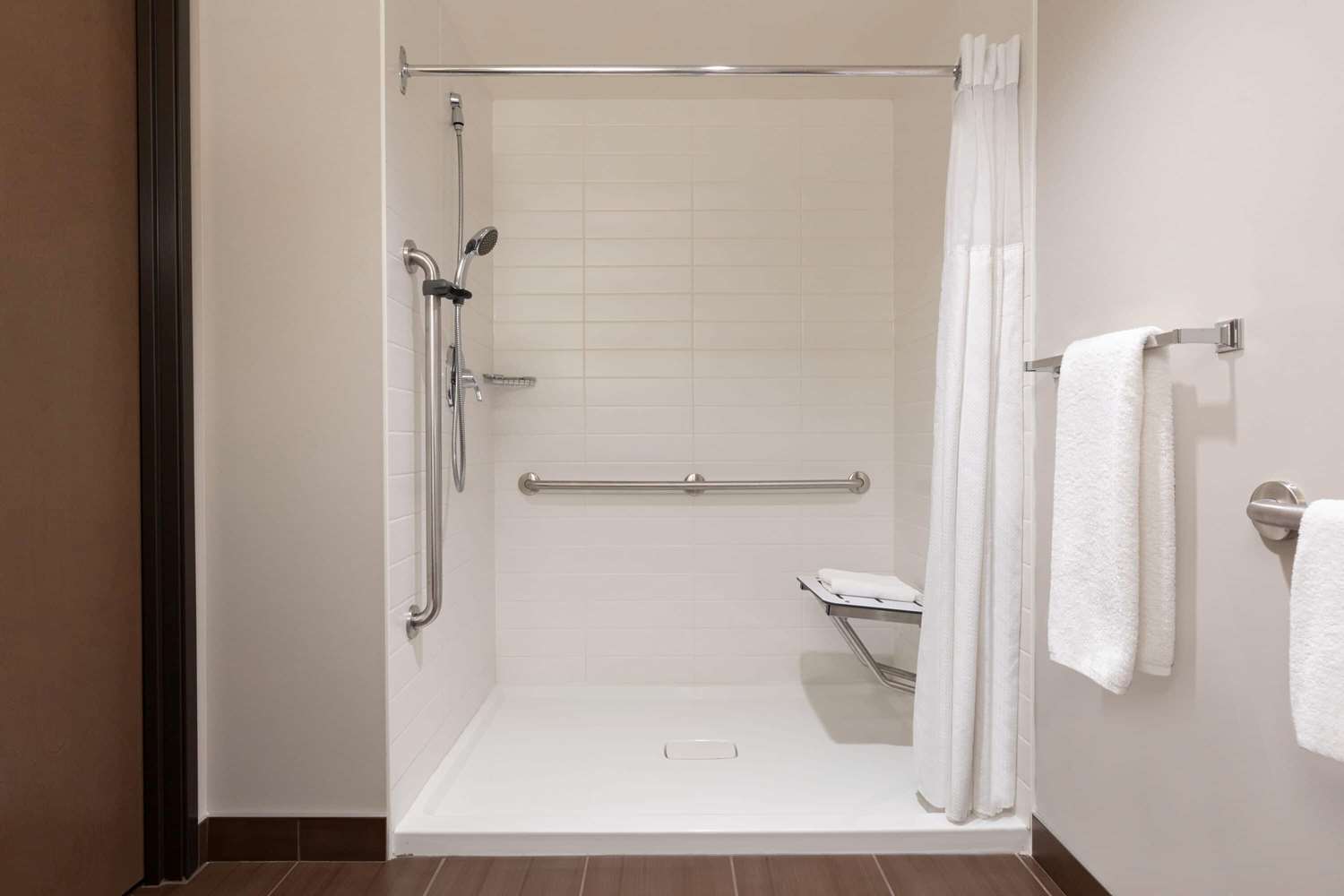 Microtel Inn & Suites By Wyndham Bonnyville 43/43