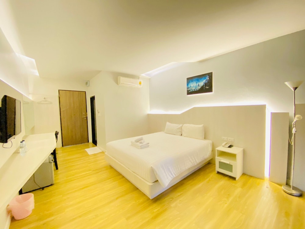 Luxsna Residence 23/63
