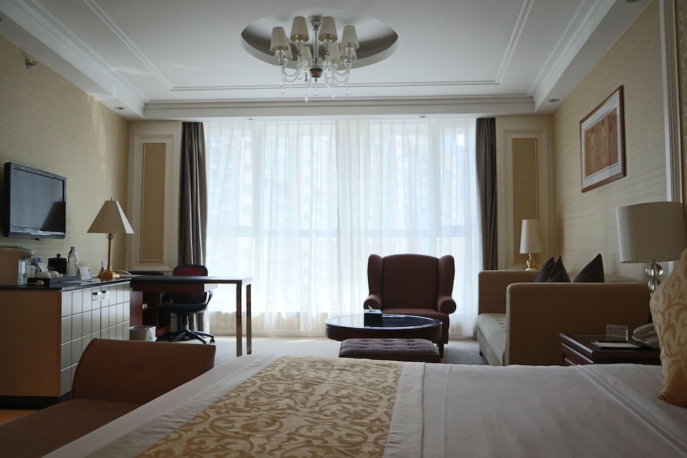 Central Hotel Shanghai 35/48