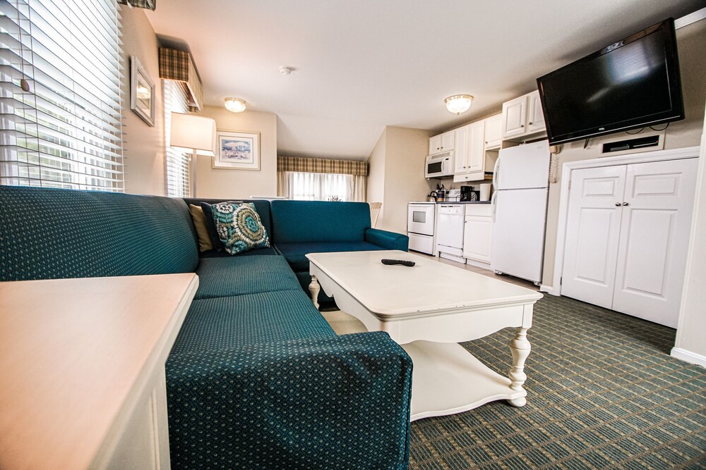 Cape Winds Resort 29/46