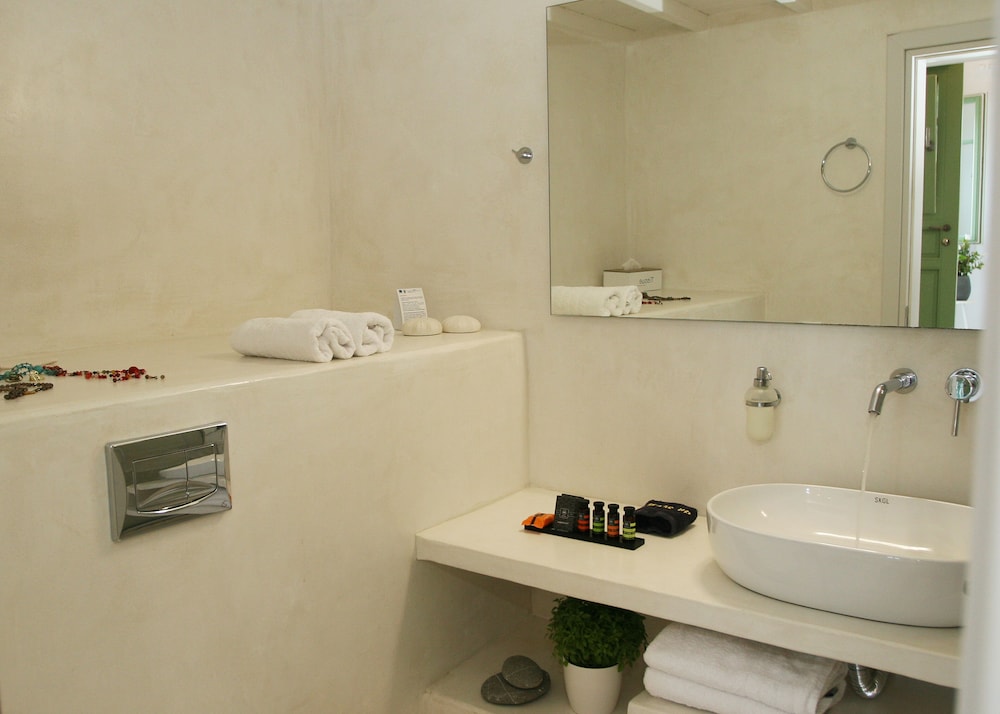 Kallichoron Art Boutique Hotel 71/73
