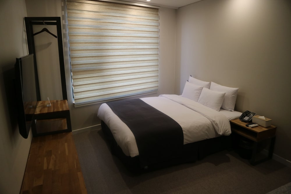 Jk Blossom Hotel 36/72