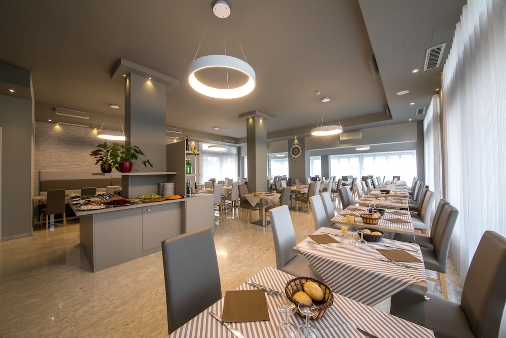 Hotel Torino 40/48