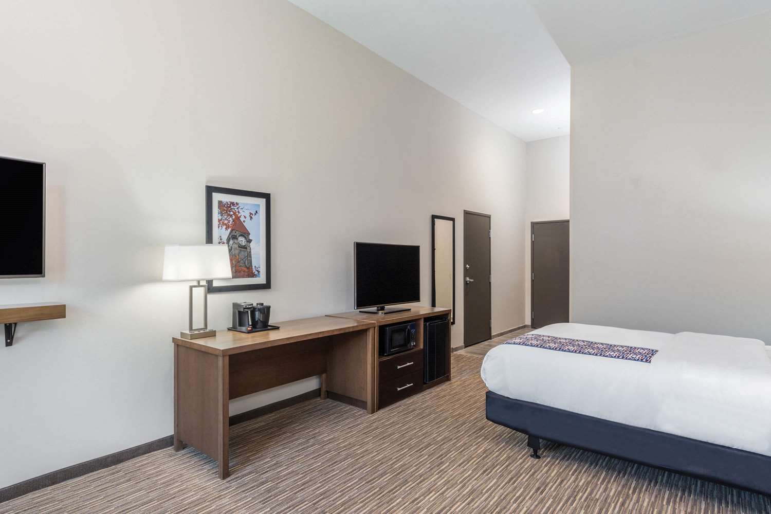 La Quinta Inn & Suites by Wyndham Bloomington 19/64