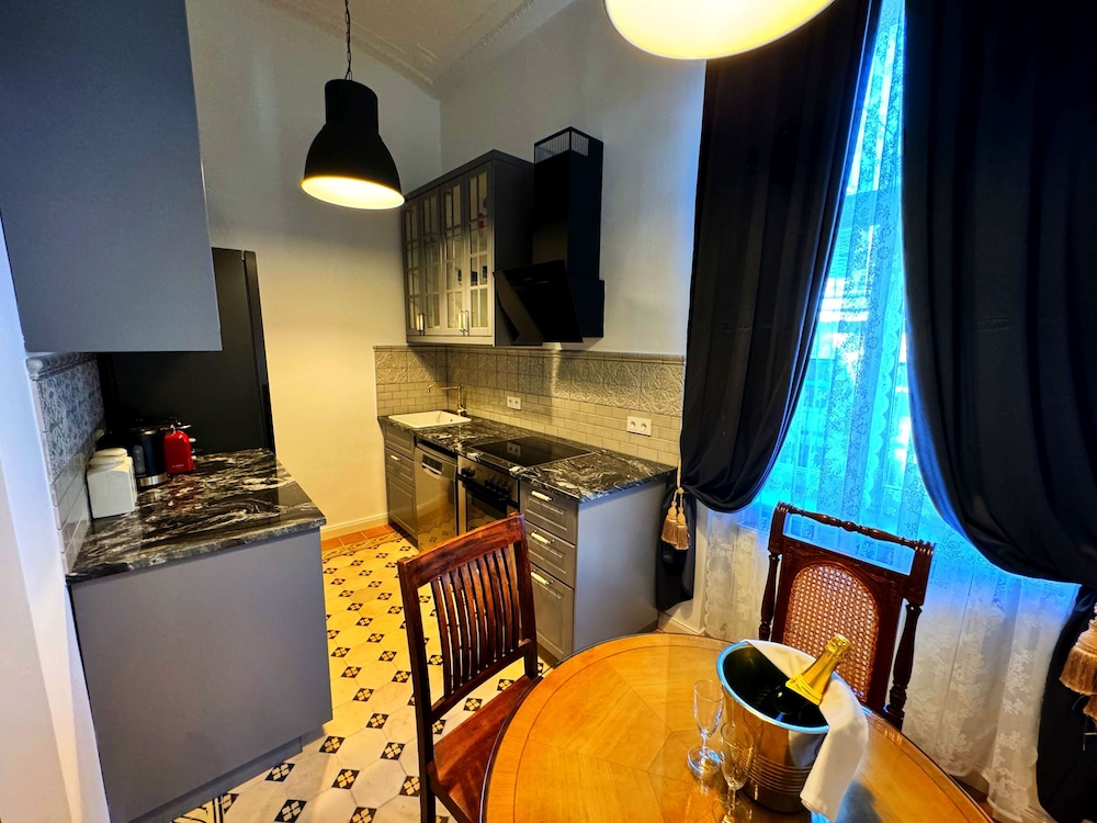7Th Heaven Vienna Center Apartments 39/44