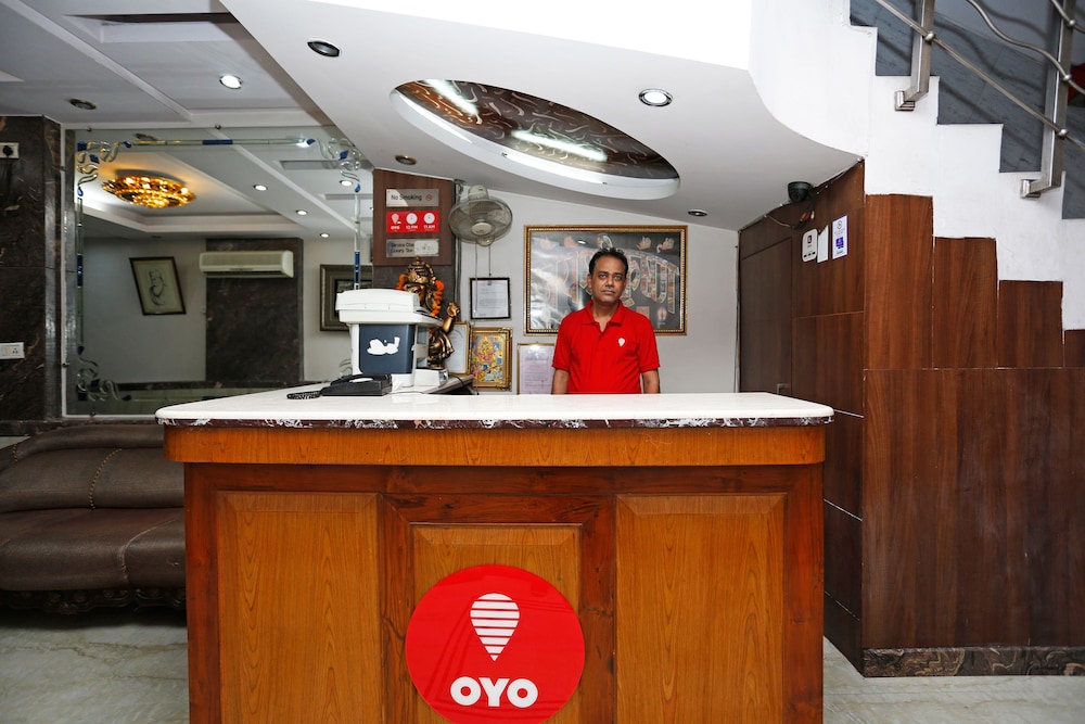 Oyo Rooms 760 Karol Bagh Metro Station 6/50