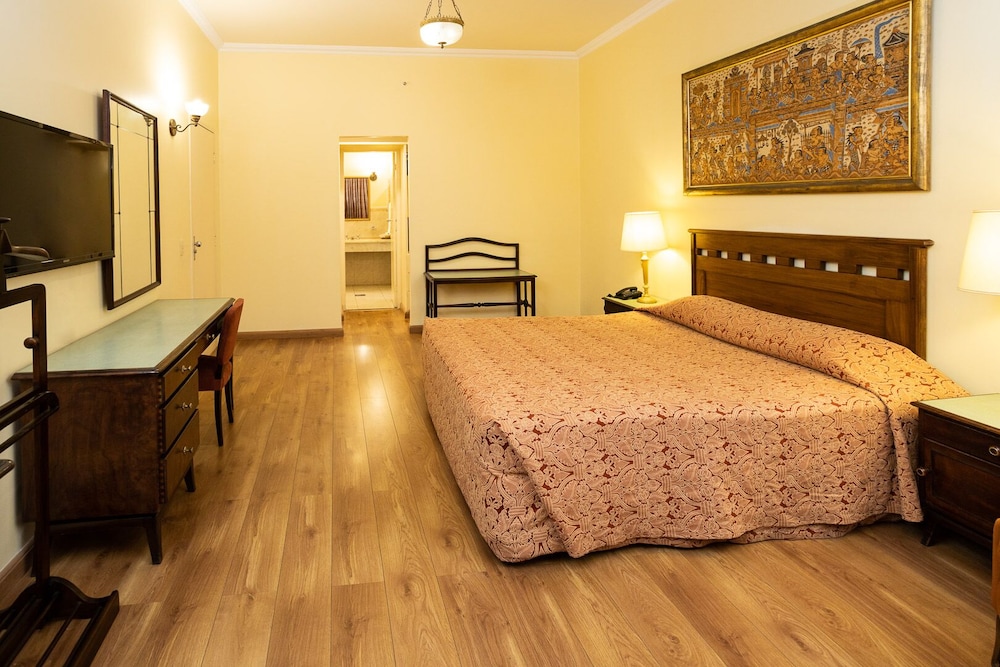 STUDIO, SUITE, KING BED, CITY VIEW
