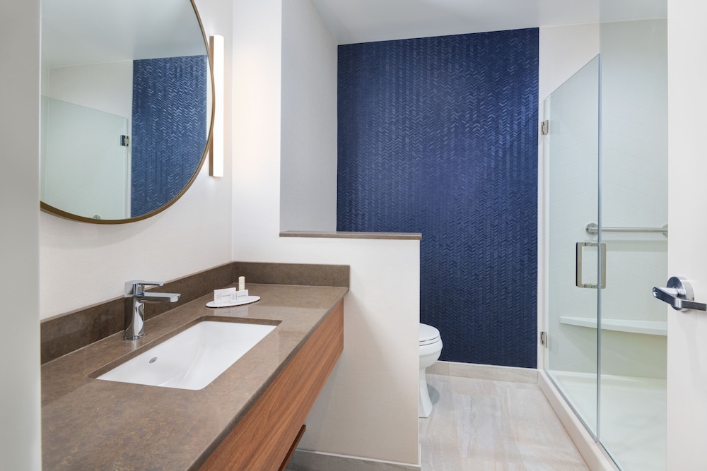 Fairfield Inn & Suites By Marriott Lexington East/I-75 7/28