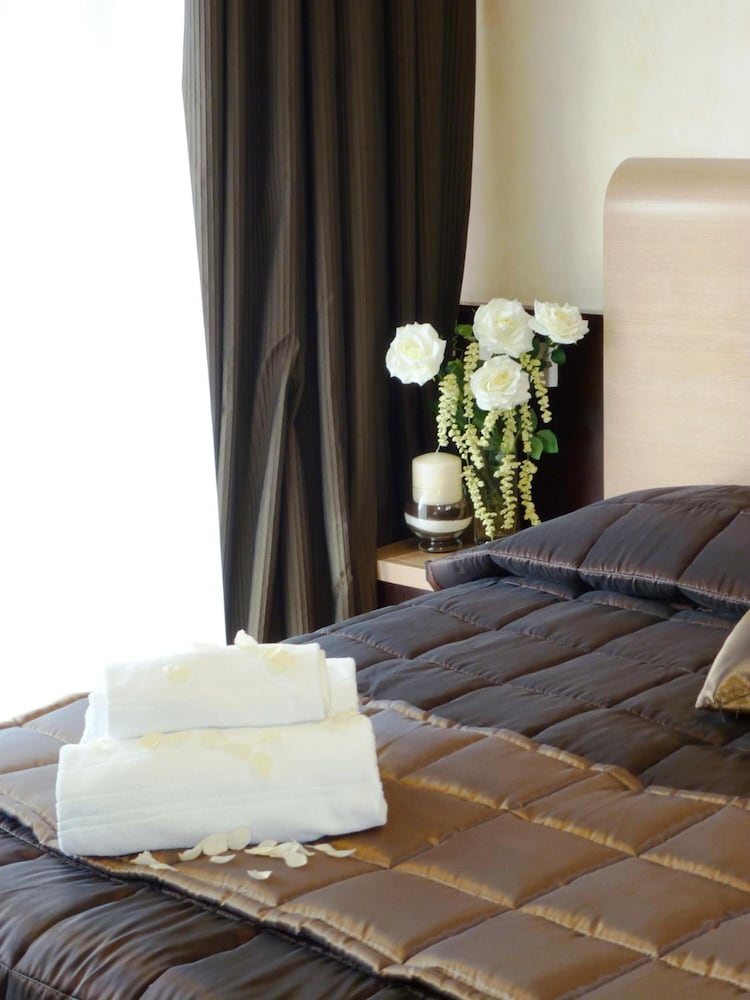 Hotel Euro House Suites 23/49