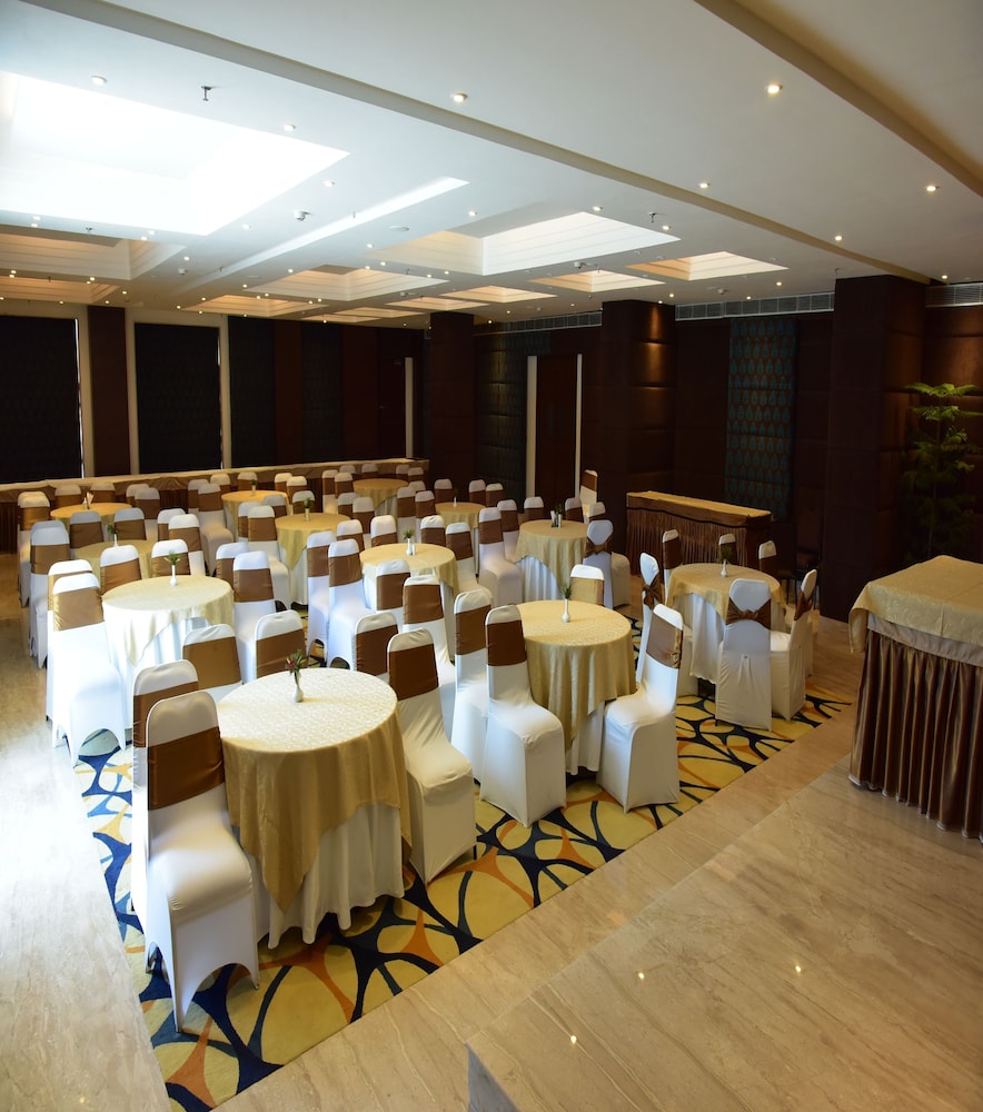 Marigold Sarovar Portico 36/50