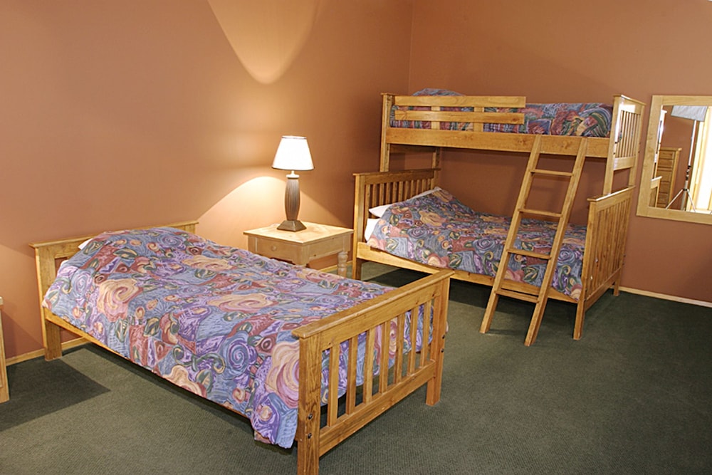 The Griz Inn 12/69
