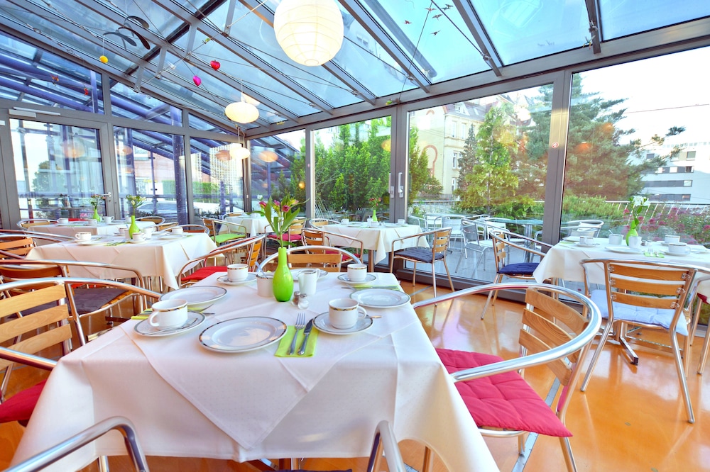 Abalon Hotel Ideal 33/50