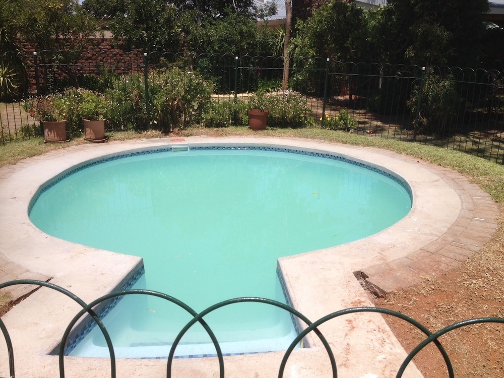 The Nook B&B 35/40