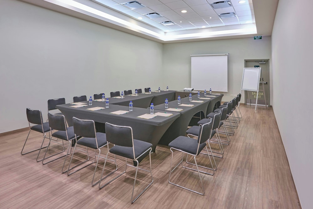 City Express Junior by Marriott San Luis Potosi Carranza 40/49