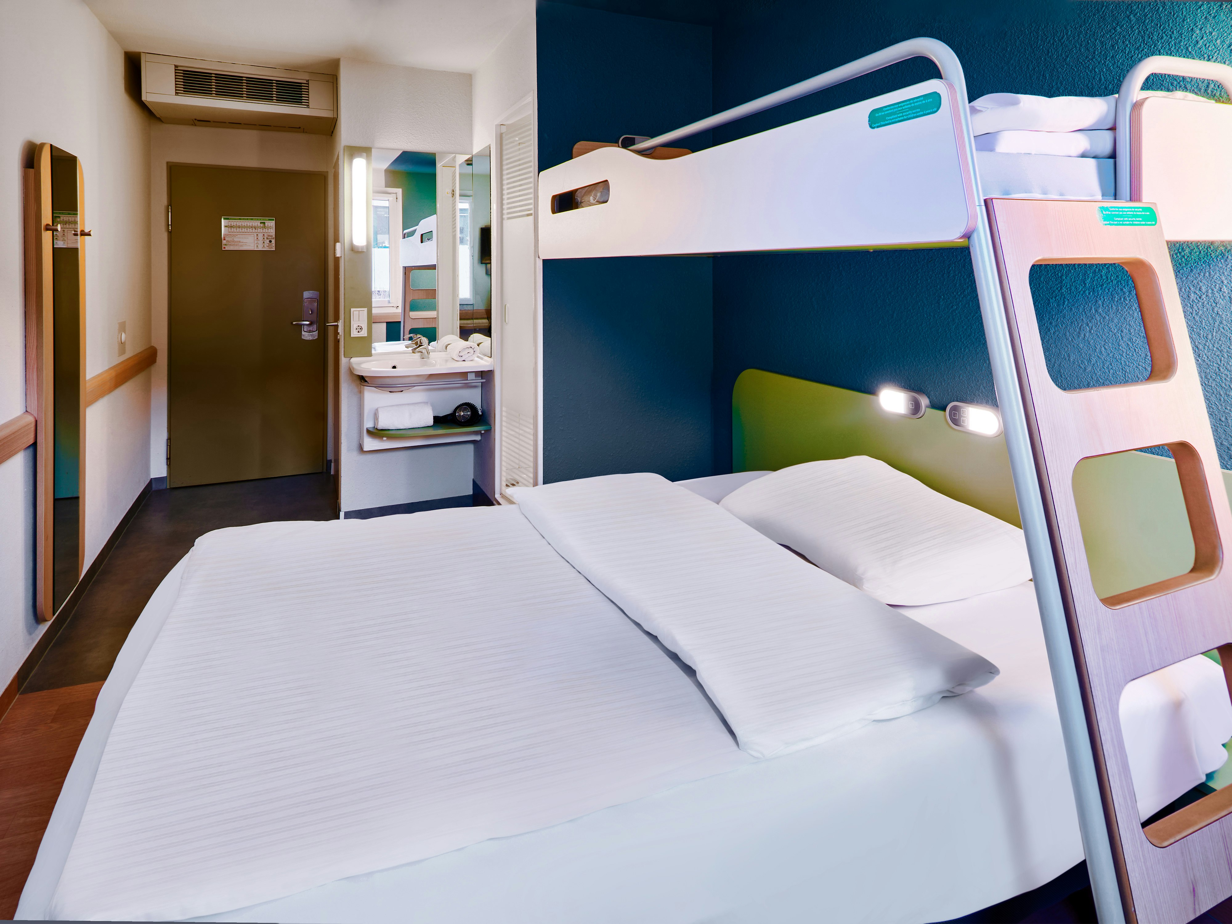 B&B HOTEL Koln-Marsdorf 14/30