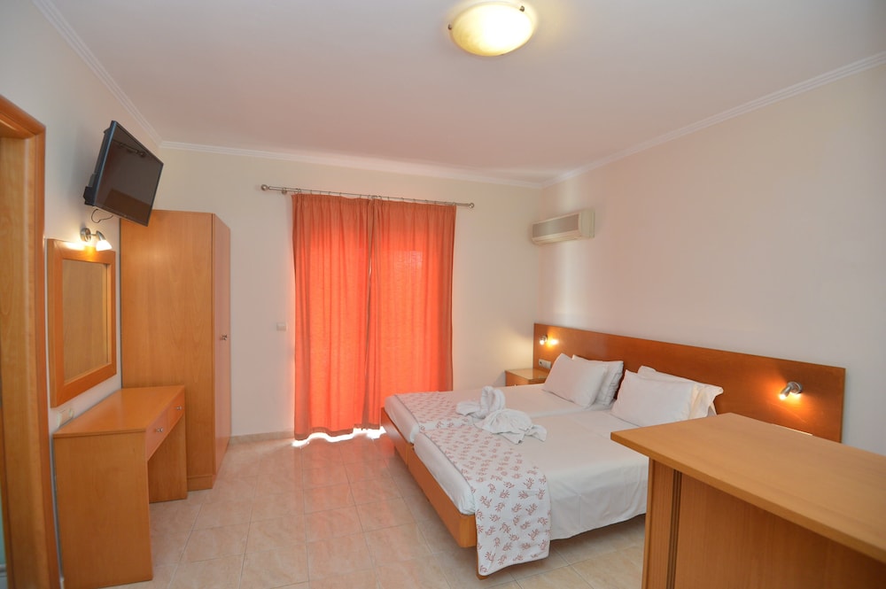 Perla Marina 18/50