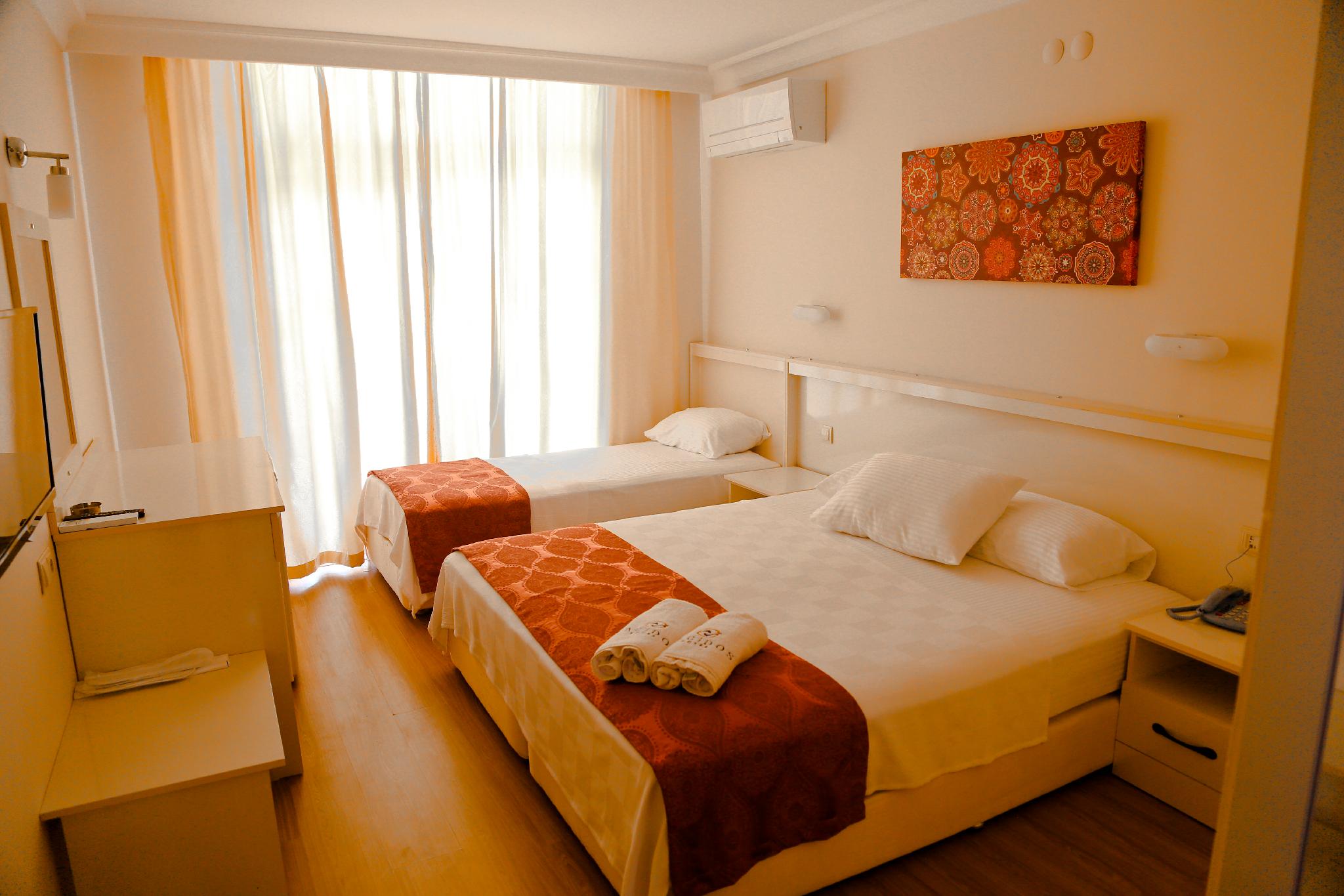 Nagidos Hotel 3/16