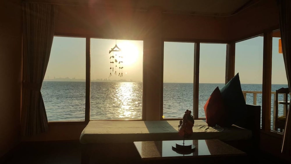 Lareena Resort Koh Larn Pattaya 19/47