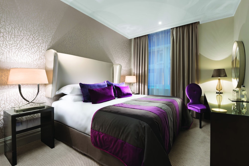 51 Buckingham Gatetaj Suites Residences 19/83