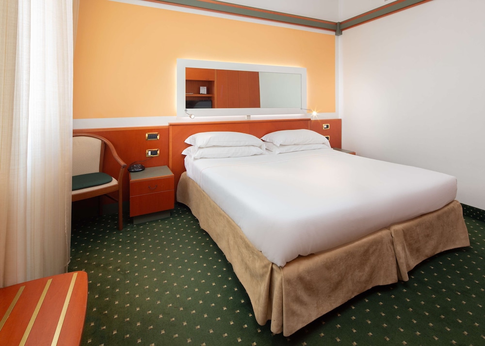 Jet Hotel Sure Hotel Collection By Best Western 17/75