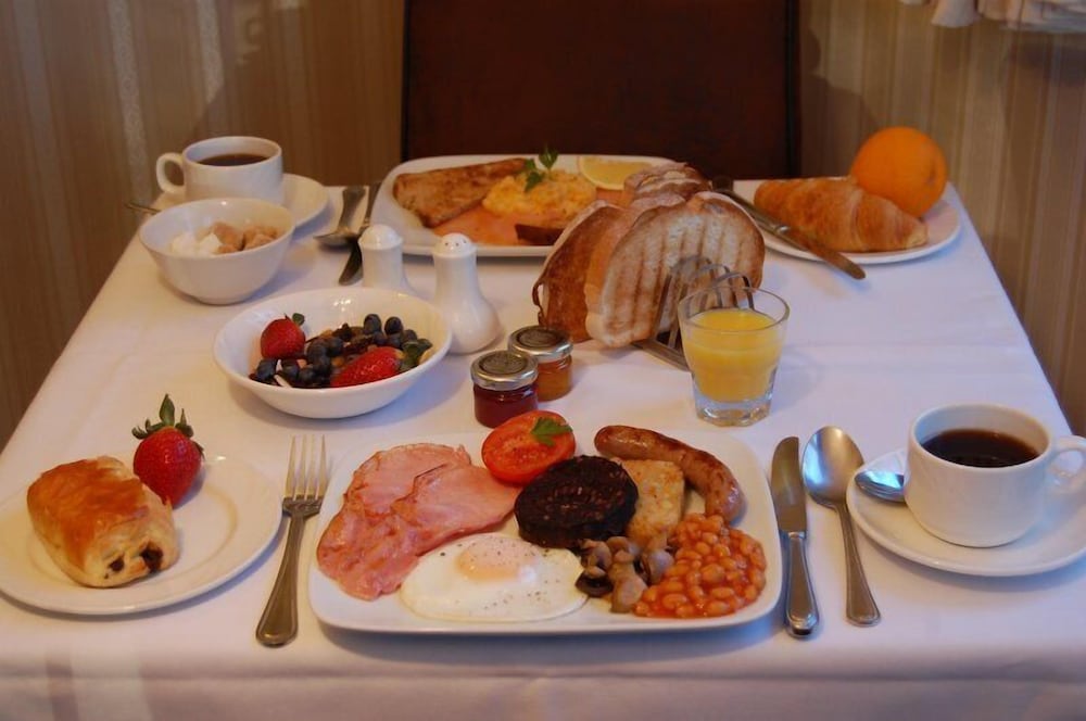 Woodlands Guest House Windermere 35/44
