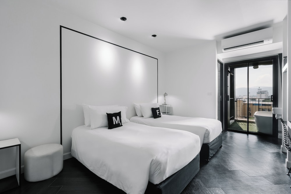 Blu Monkey Hub And Hotel Phuket 17/50