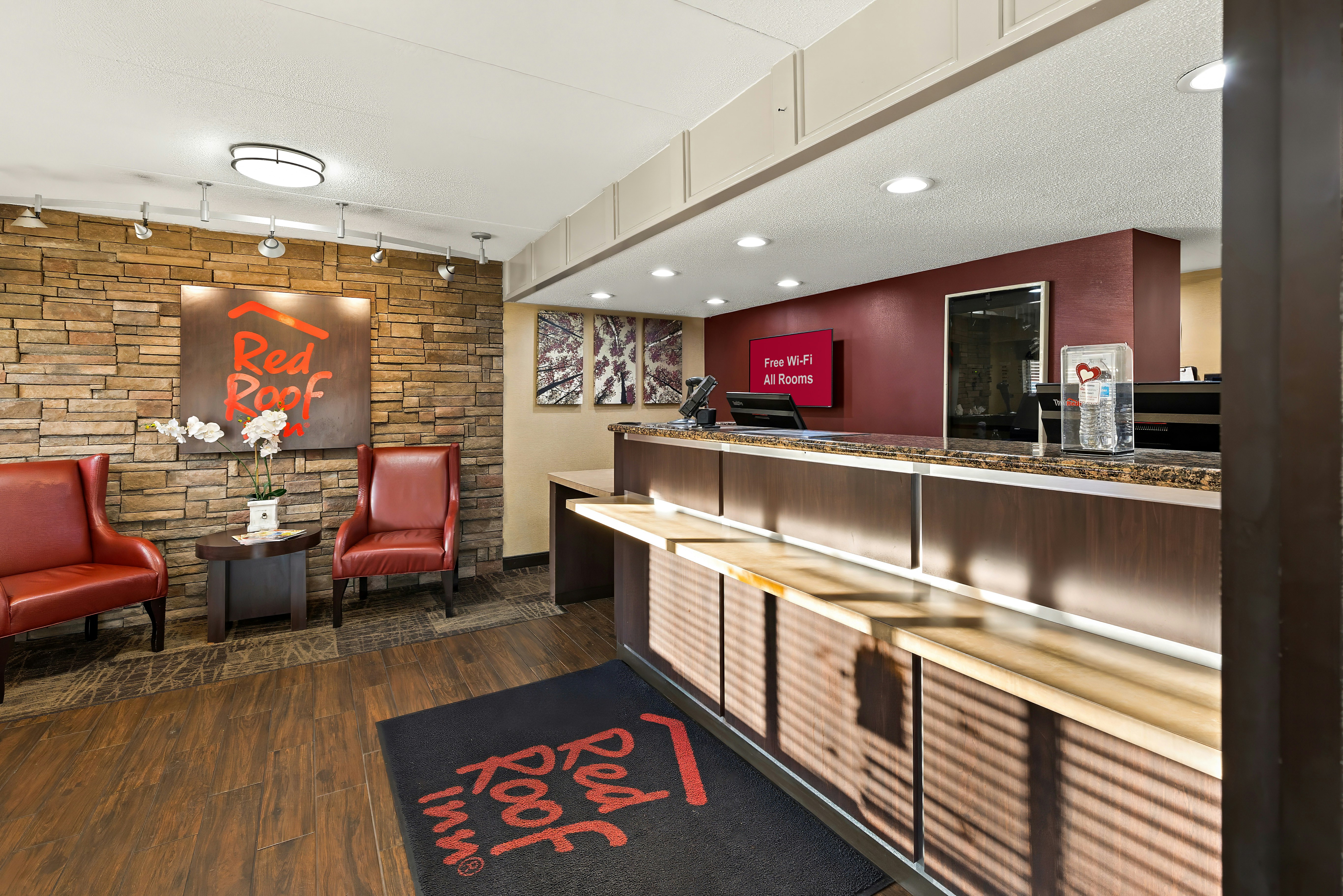 Red Roof Inn Cleveland-Independence 10/32
