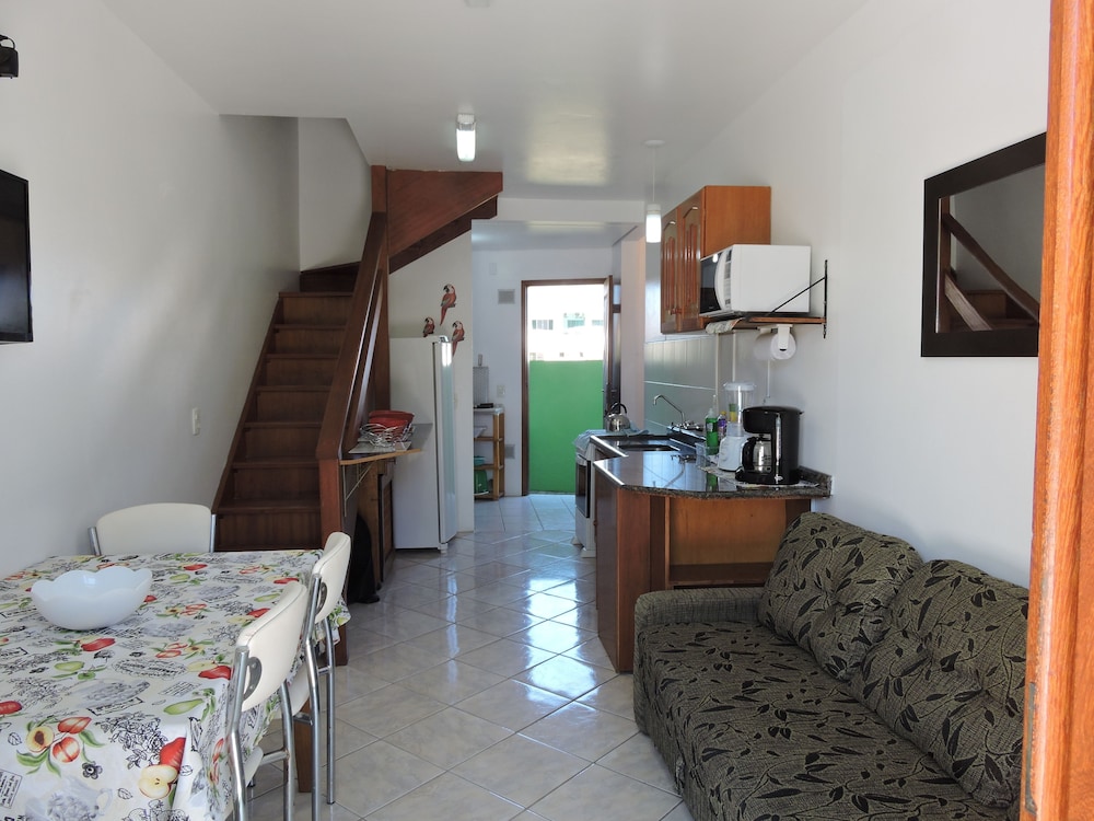 Residencial Castelo da Ilha 28/68