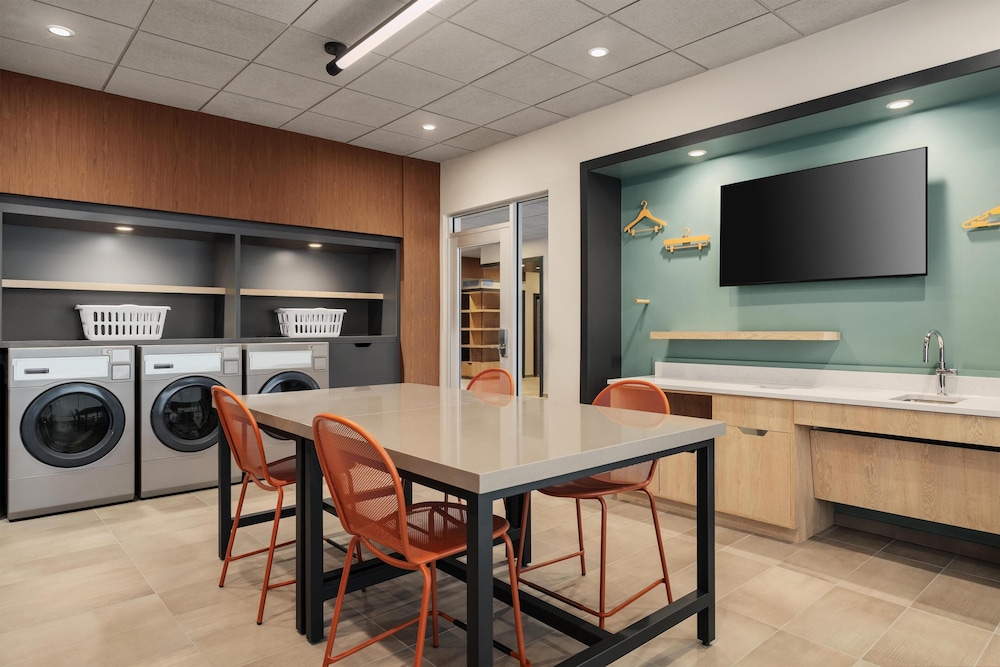 LivSmart Studios by Hilton Columbia Greystone 29/41