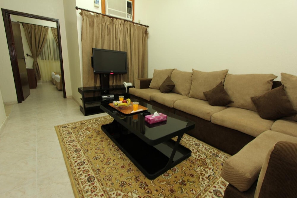 بنايه خليفه(Khalifa Tower Hotel Apartments) 57/69