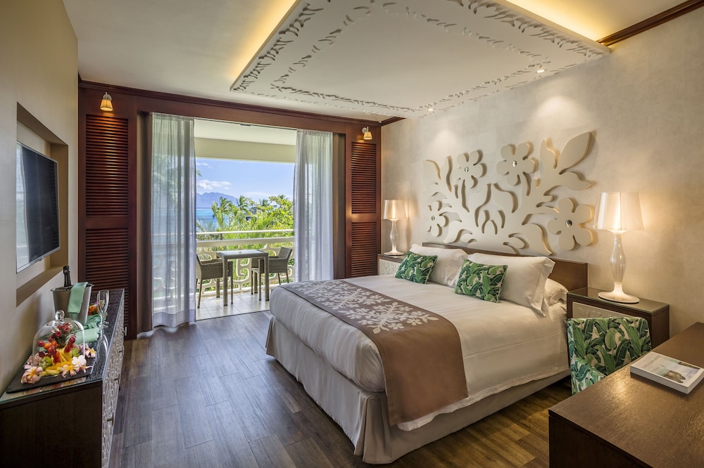 غرفة كلاسيكية بسرير كينج بإطلالة على الحديقة، InterContinental Tahiti Resort & Spa 9/10