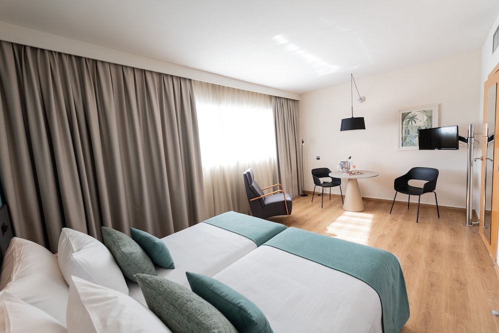 Aparthotel Atenea Barcelona 30/78
