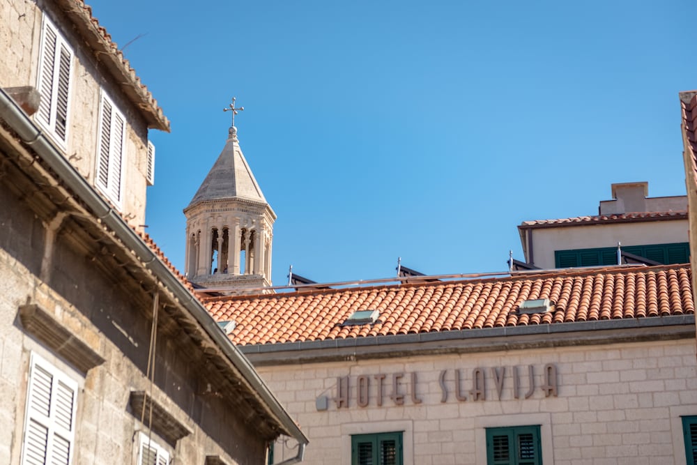 Split Palace Luxury Retreat 28/34