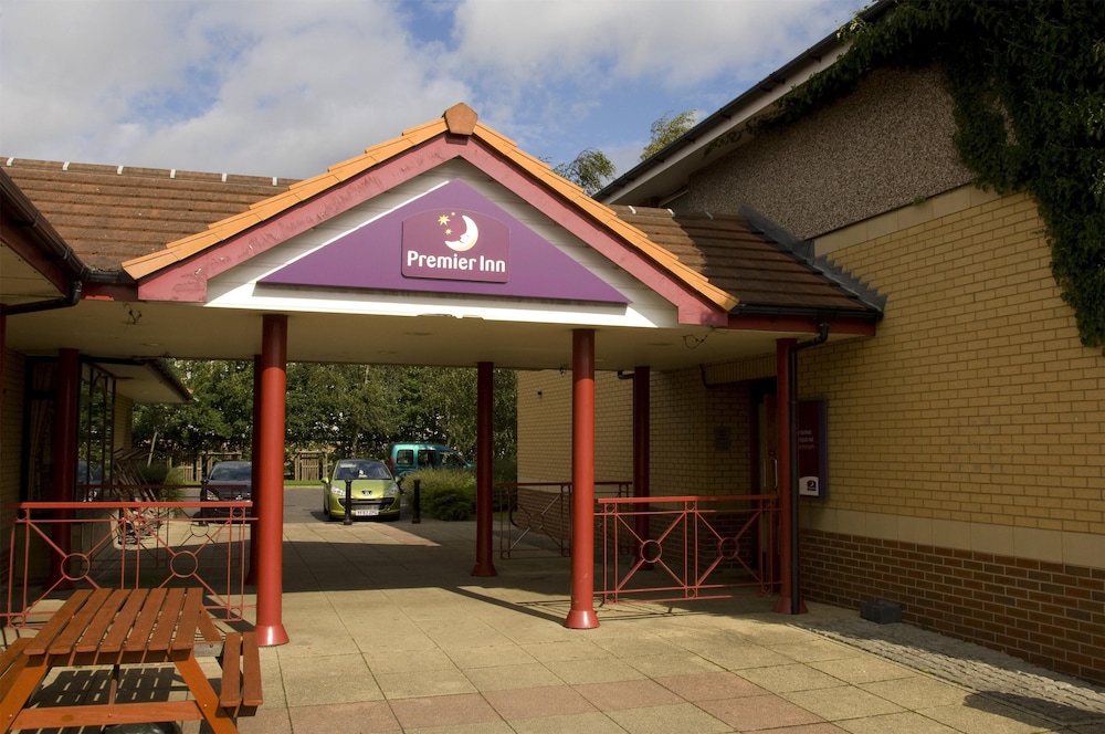 Premier Inn Pontefract North 33/37