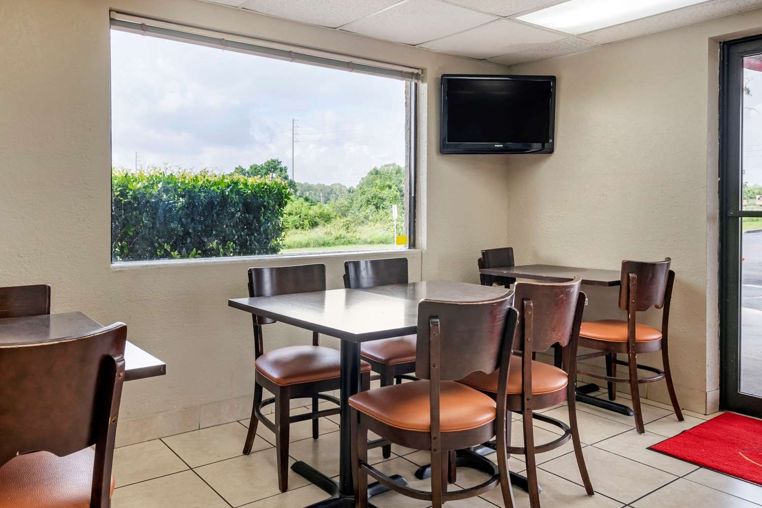 Econo Lodge Sebring 3/5