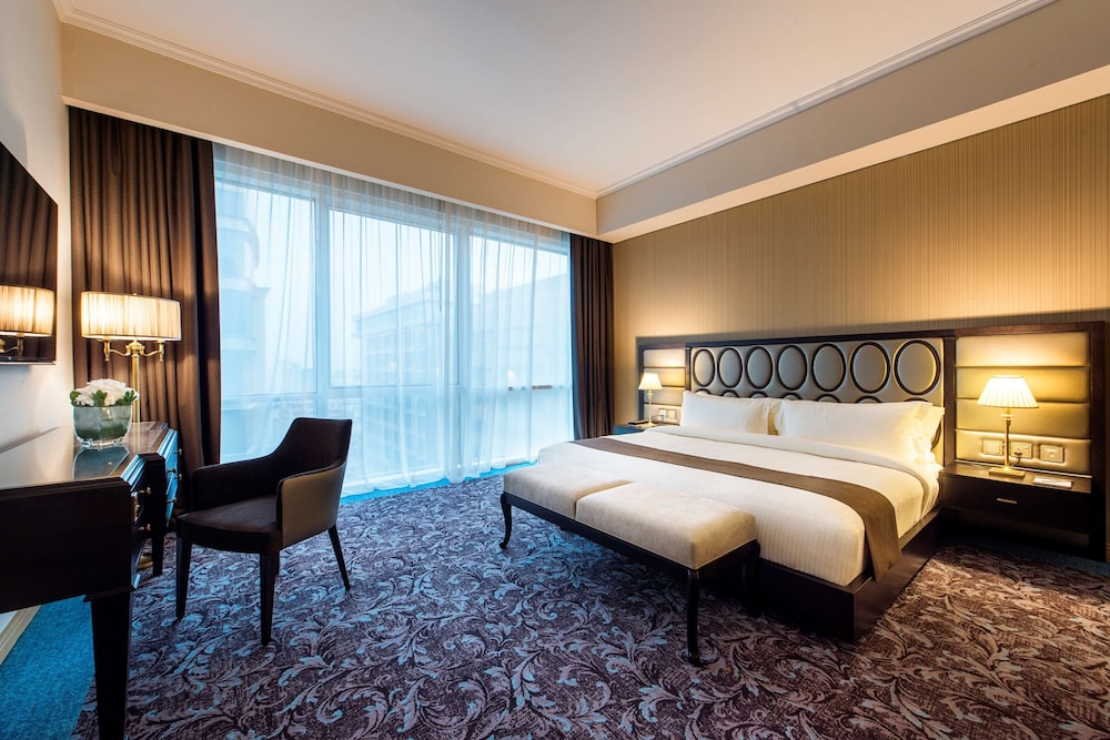 Golden Tulip Doha 24/67