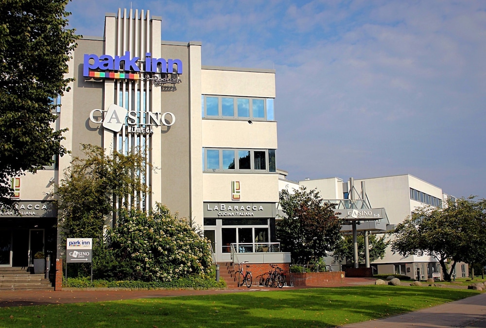 Park Inn by Radisson Lubeck 42/50