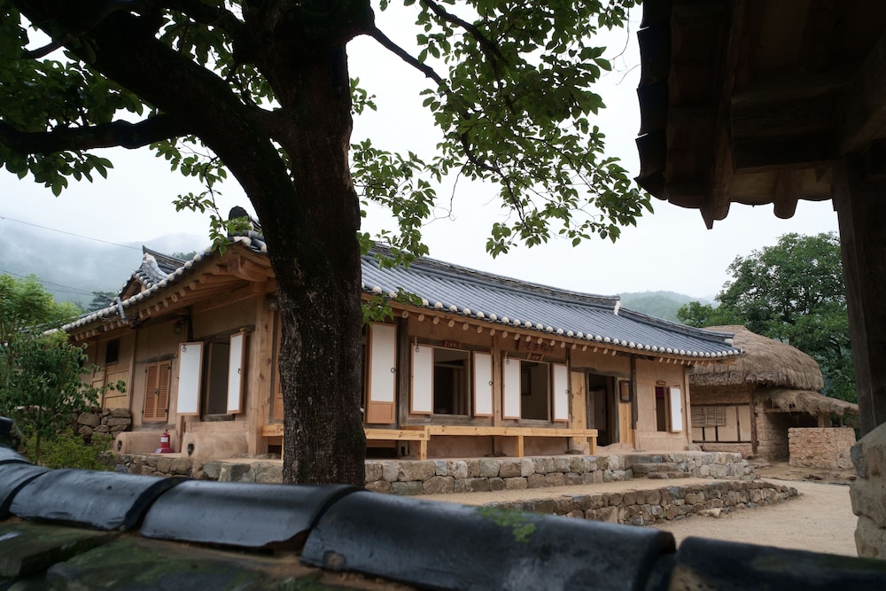 Jukheon Traditional House 42/50