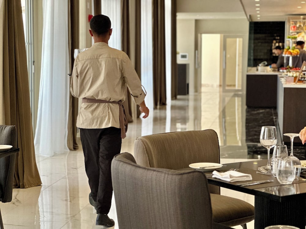 Cali Resort & Spa - Adults Only 39/50