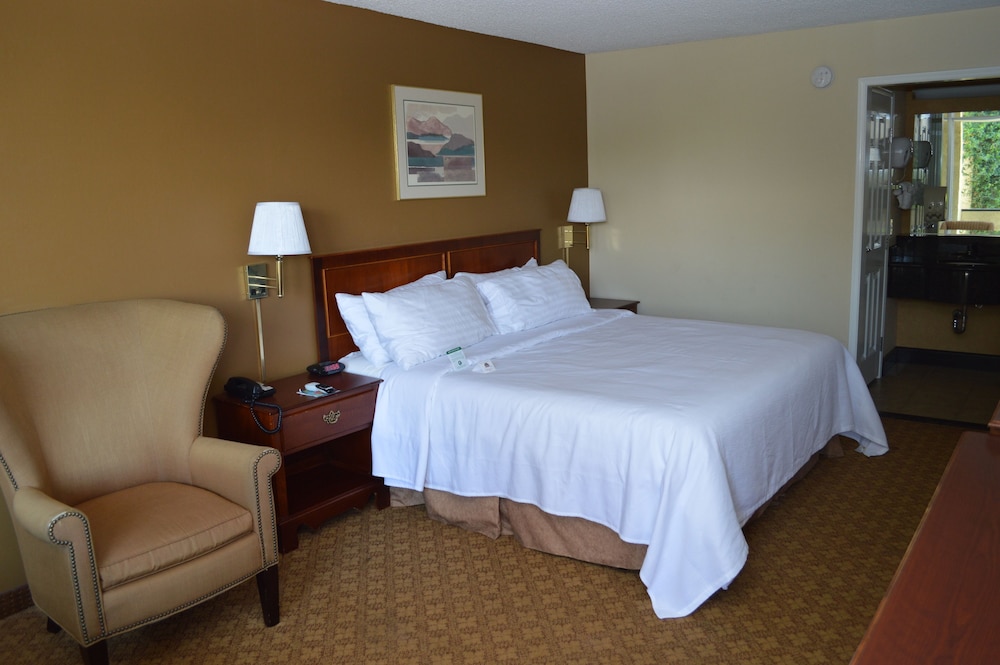 Ontario Airport Inn 19/60