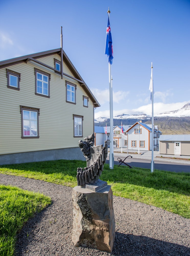 Fosshotel Eastfjords 43/50