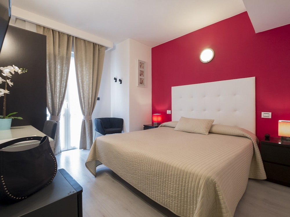 Hotel Levante Rimini 24/72