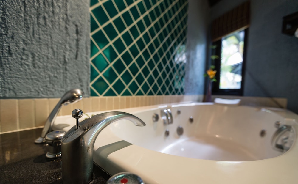 Private, Cottage, King Bed، Peace Laguna Resort and Spa 2/3