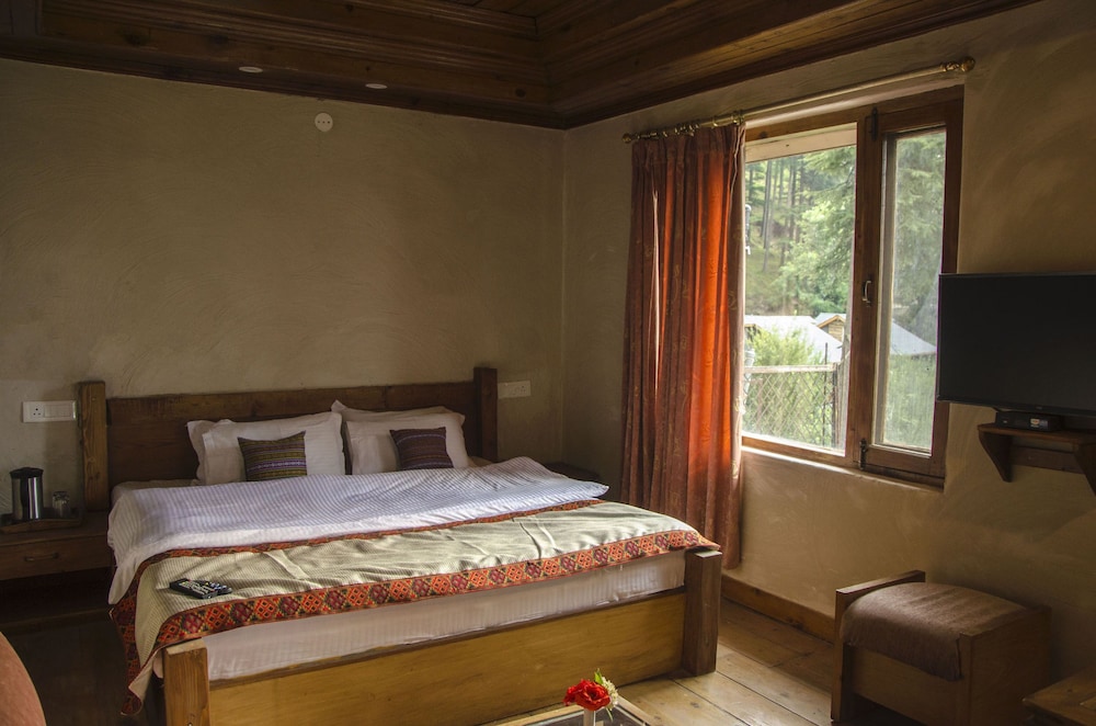 HERITAGE VILLAGE RESORT 16/77
