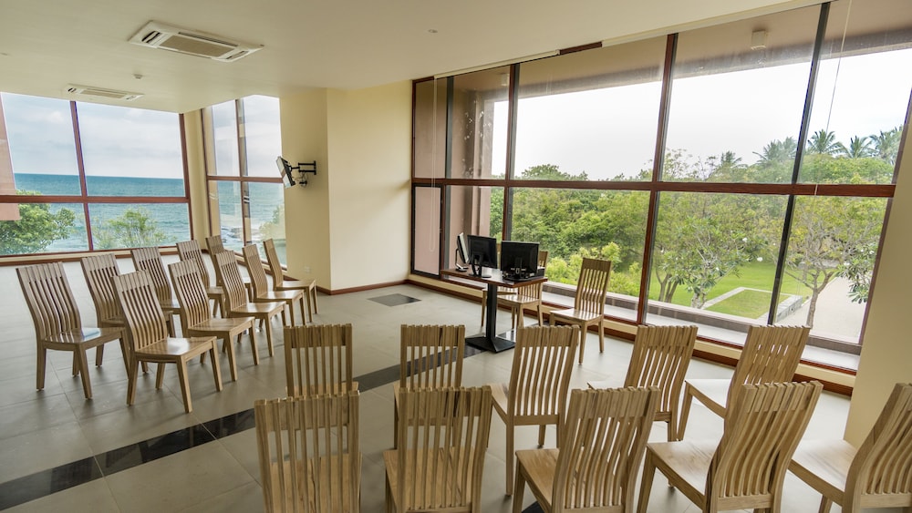 Sooriya Resort & Spa 34/50
