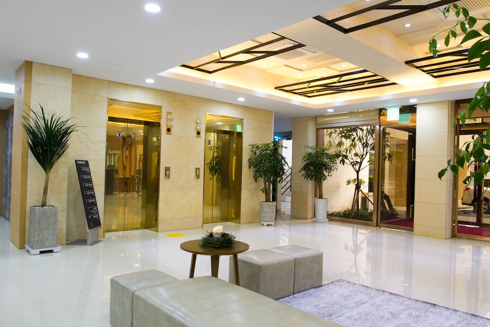 Black Sands Hotel 14/45