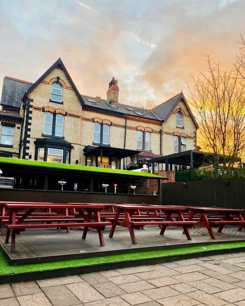 Hotel Anfield 43/50