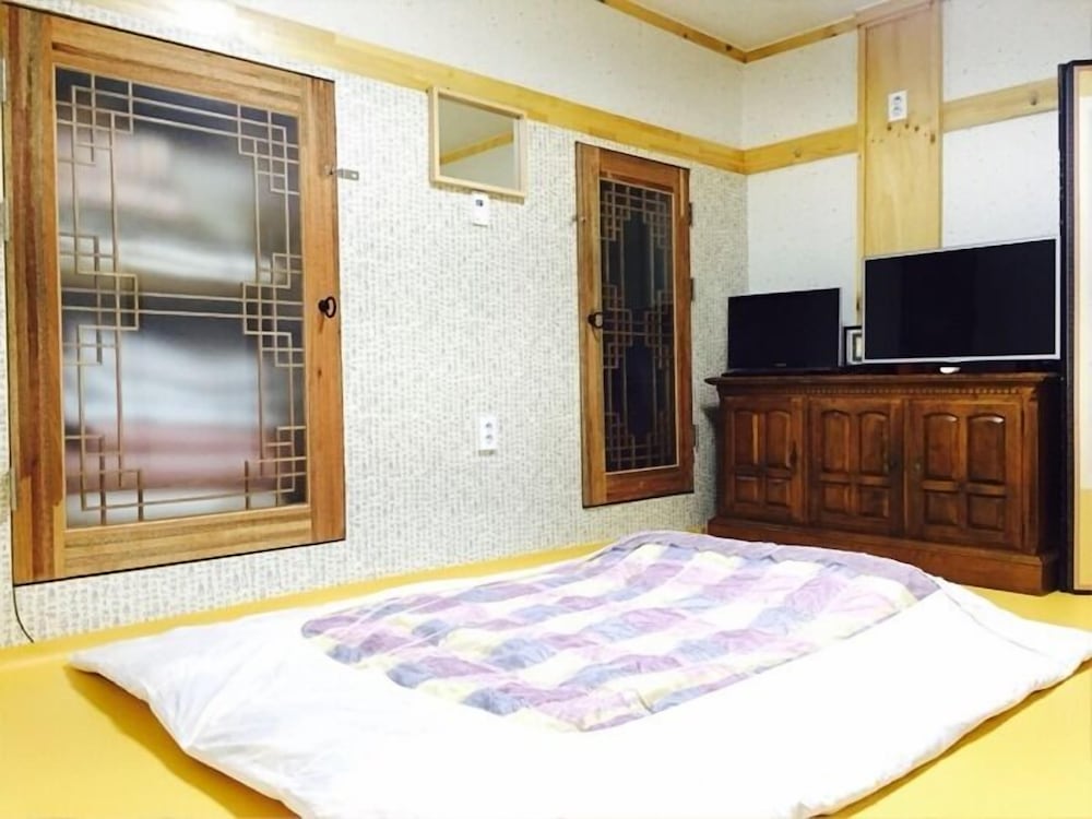 Dajayon Guest House 16/70
